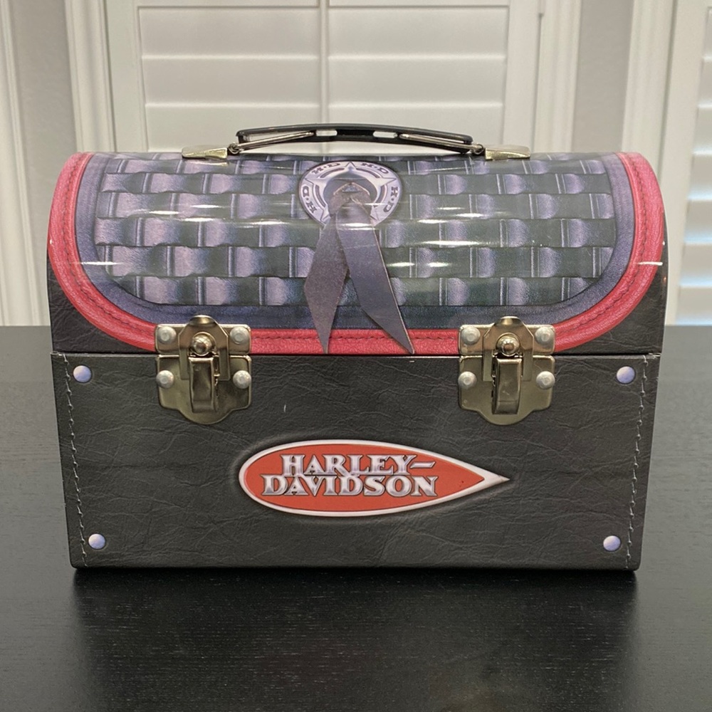 Harley-Davidson Vintage Tin Lunch Box - Picture 3 of 16